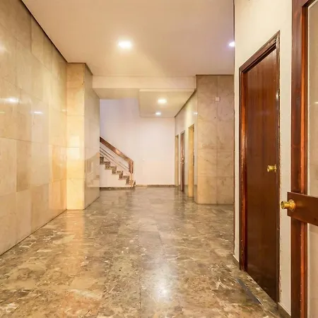 Wonderful With Terrace - 15m Walk Giralda 아파트 세비야