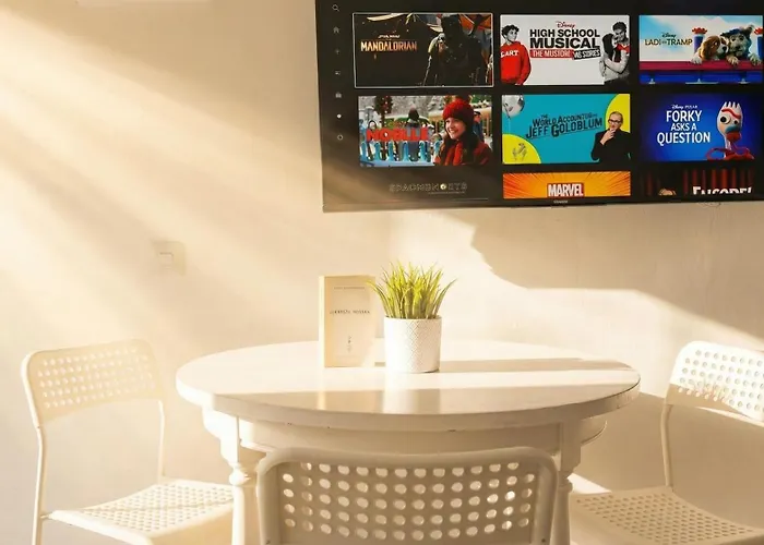 Wonderful With Terrace - 15m Walk Giralda Apartamento *