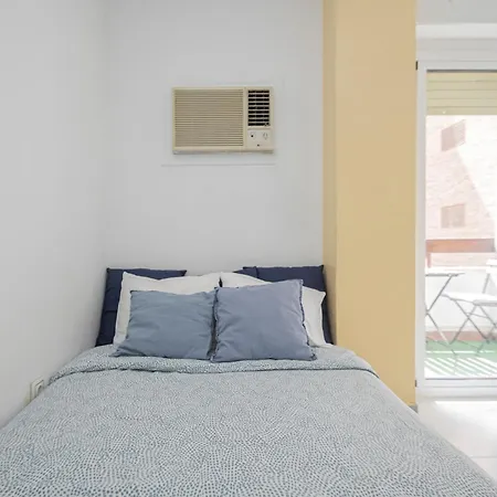 아파트 Wonderful With Terrace - 15m Walk Giralda